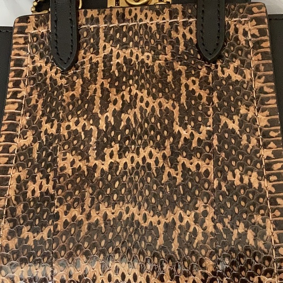 Coach Troupe Tote 16 - Picture 11 of 12